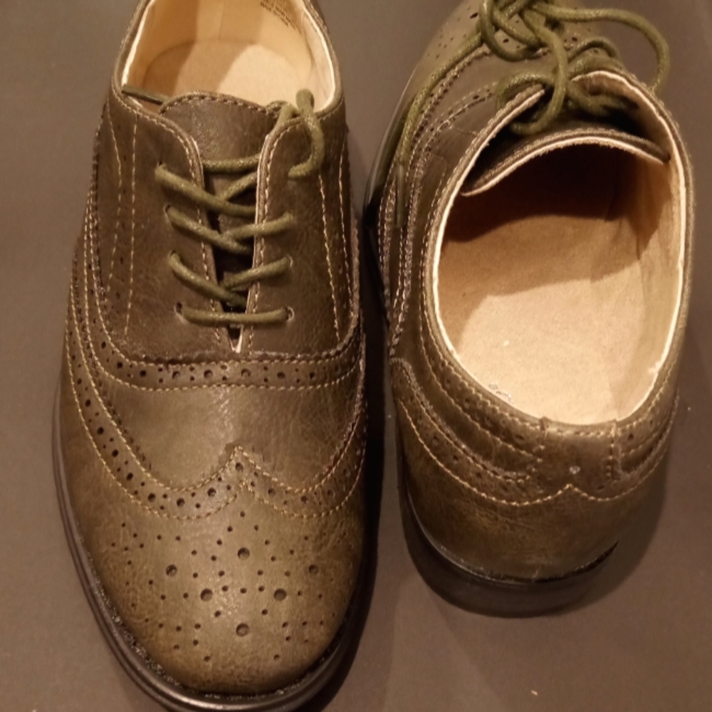 Wanted green oxfords ladies 7
